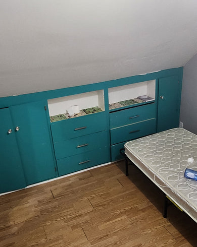 One single room and one shared room with male student