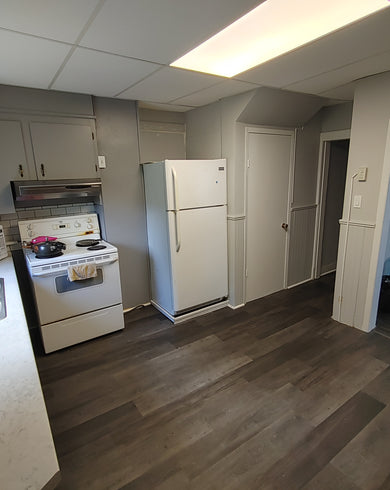 Available in now single room on Park St.