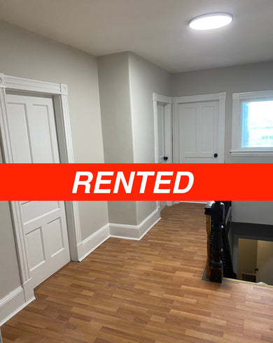 1 bedroom unit on Sheriff in Ashby!