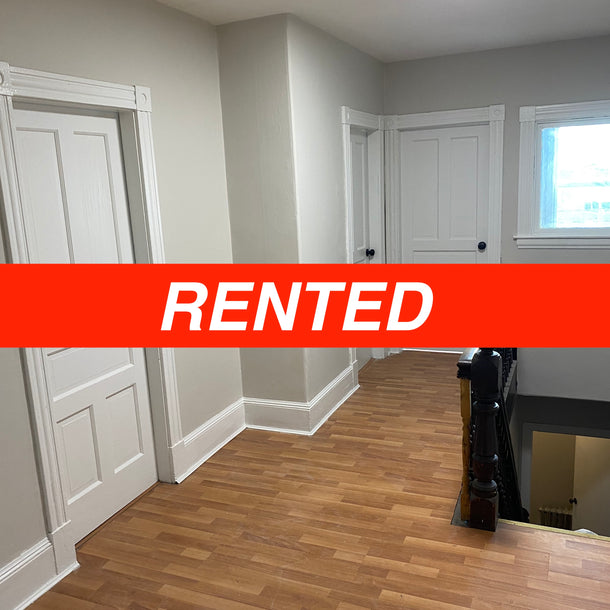 1 bedroom unit on Sheriff in Ashby!