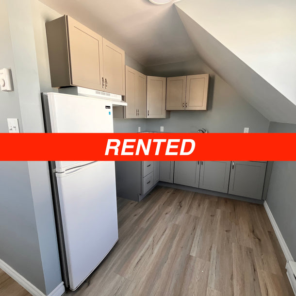 2 bedroom unit on Davenport Sydney
