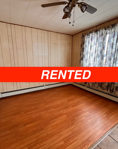 New listing on Arthur in Glace Bay - pet friendly