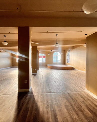 Prime location on Charlotte St.