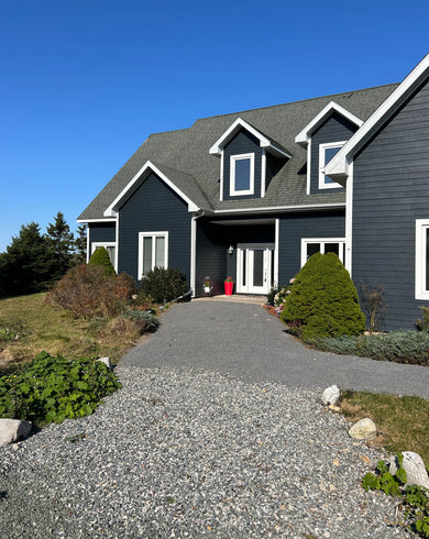 Stunning oceanfront property in Louisbourg