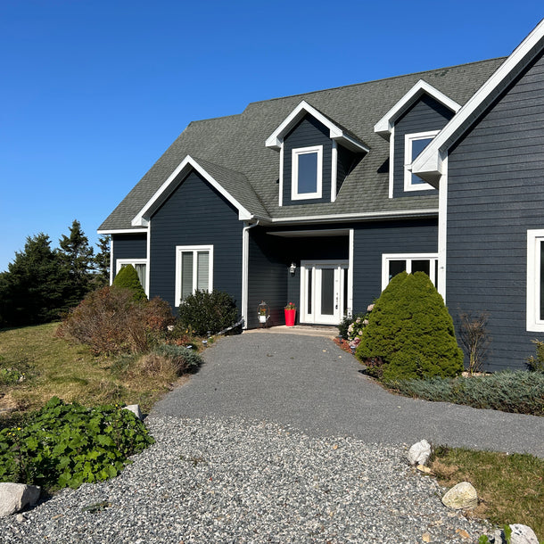 Stunning oceanfront property in Louisbourg