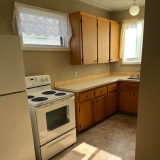 1 Bachelor in Downtown Sydney