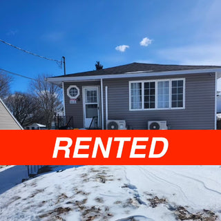 3 Bedroom house - Grandview Sydney NS - Available in now