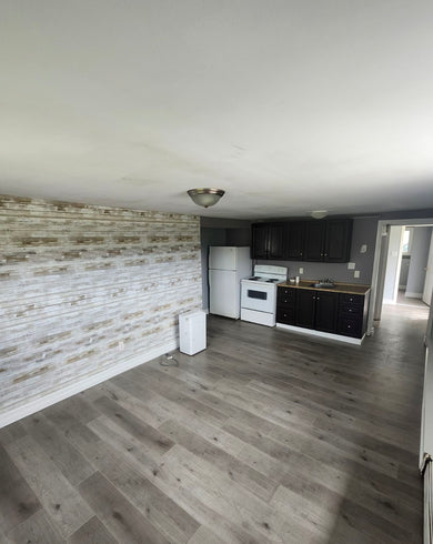 Heat/lights/hot water included 2 BHK in New Waterford