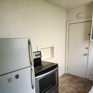 2 bedroom apartment on Peppett in the North Side