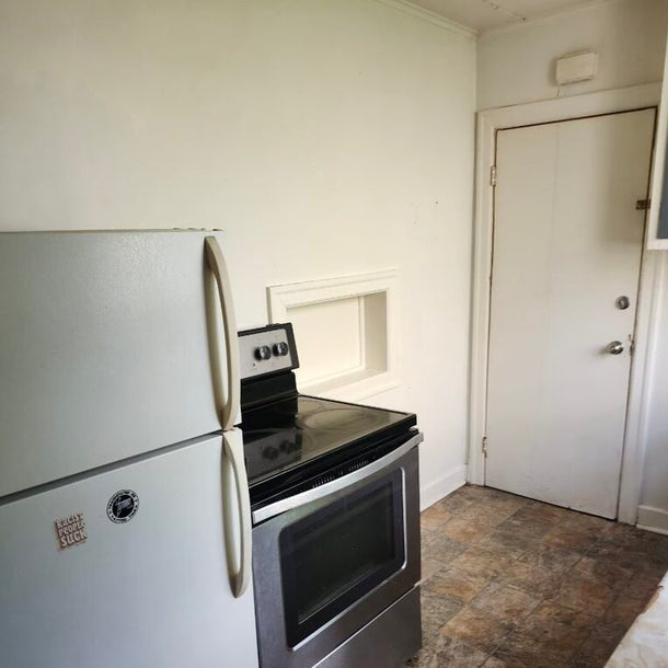 2 bedroom apartment on Peppett in the North Side
